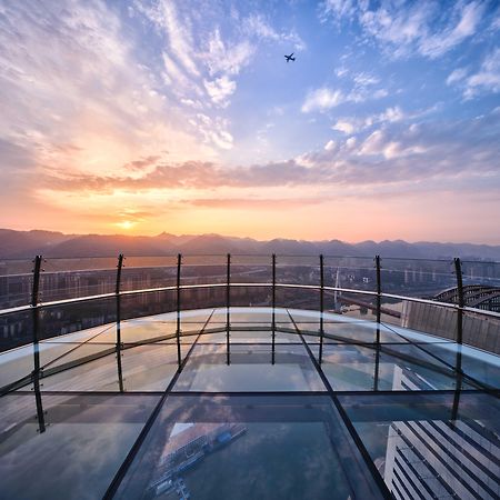 Intercontinental Chongqing Raffles City By Ihg Zewnętrze zdjęcie