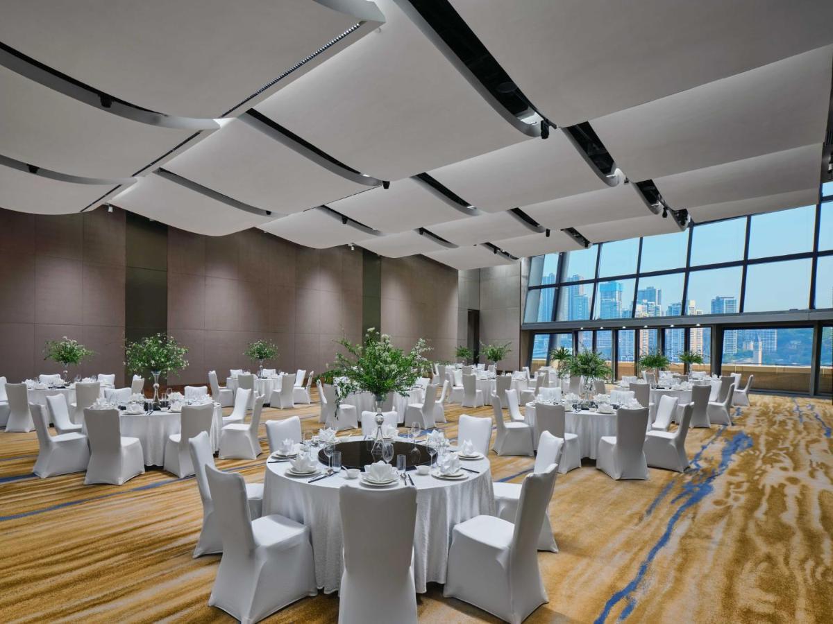 Intercontinental Chongqing Raffles City By Ihg Zewnętrze zdjęcie